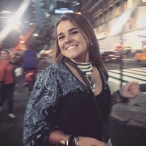 Meet your Posher, Danielle